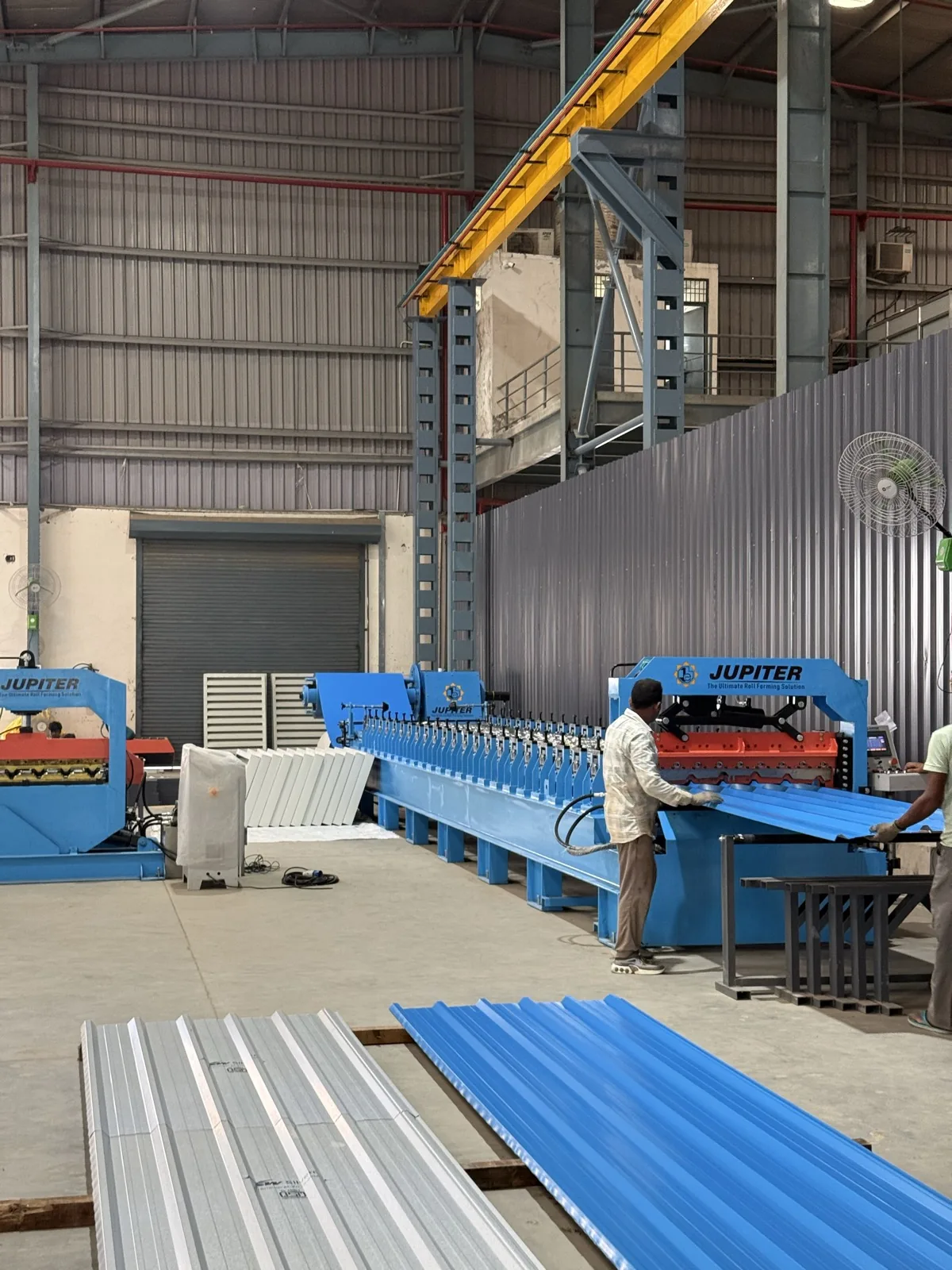 Operator running a JUPITER roll-forming line
